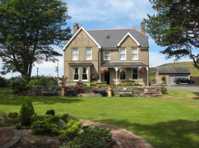 Отель Gwrach Ynys Country Guest House  Харлех
